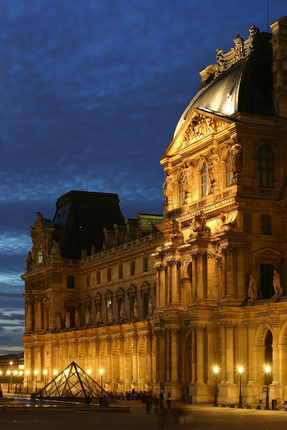 Louvre Museum 2