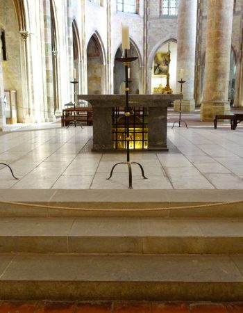 Thomas Aquinas Tomb at Toulouse 1